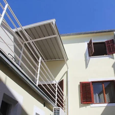 Apartman Luca *