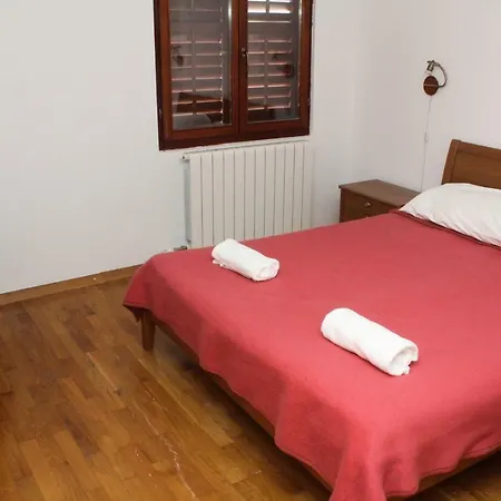 Apartman Luca Апартаменты *