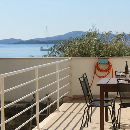 Appartement Apartman Luca Sveti Filip i Jakov